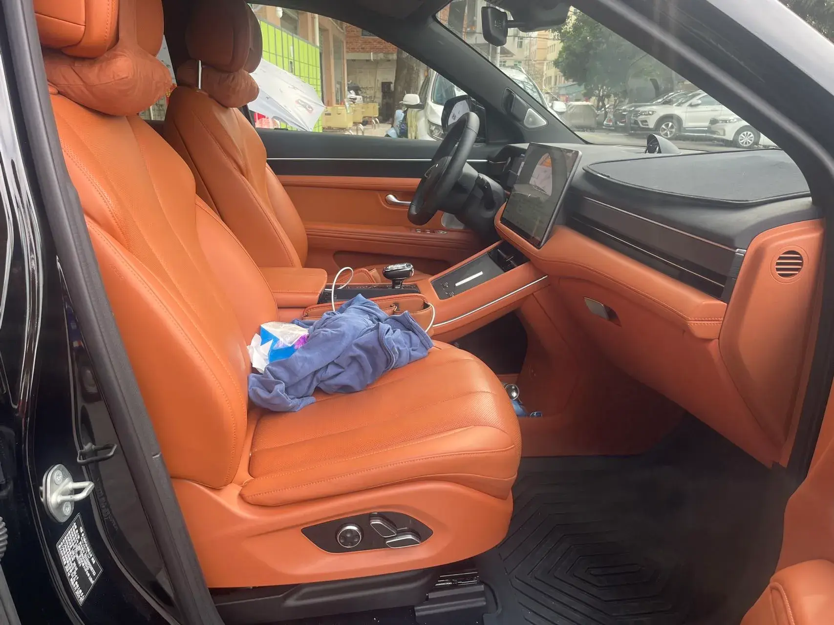 2024 AITO AITO thumbnail 2