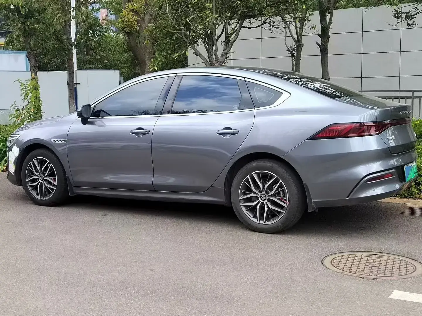 2021 BYD QIN thumbnail 4