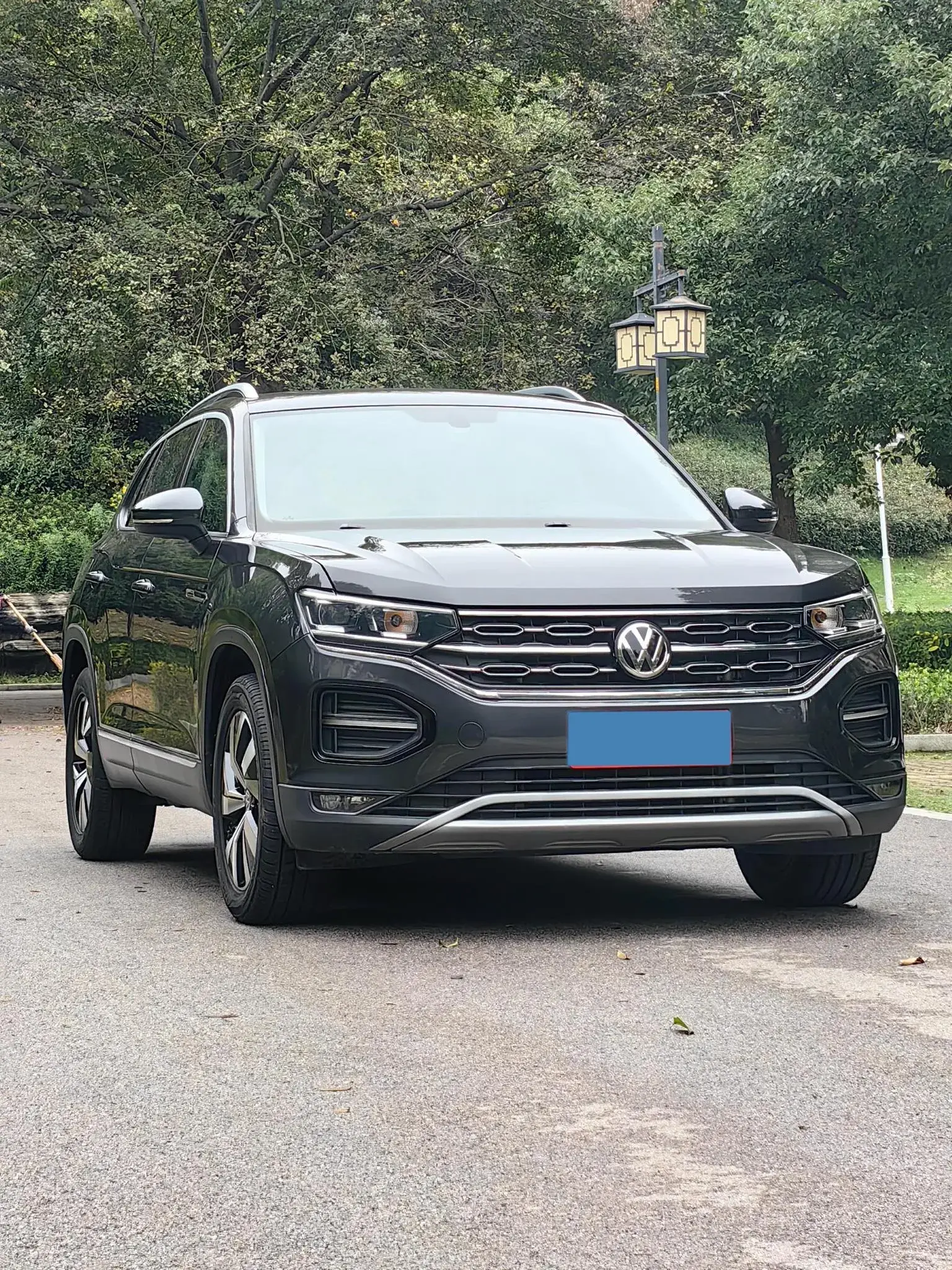 2019 VOLKSWAGEN TAYRON thumbnail 3