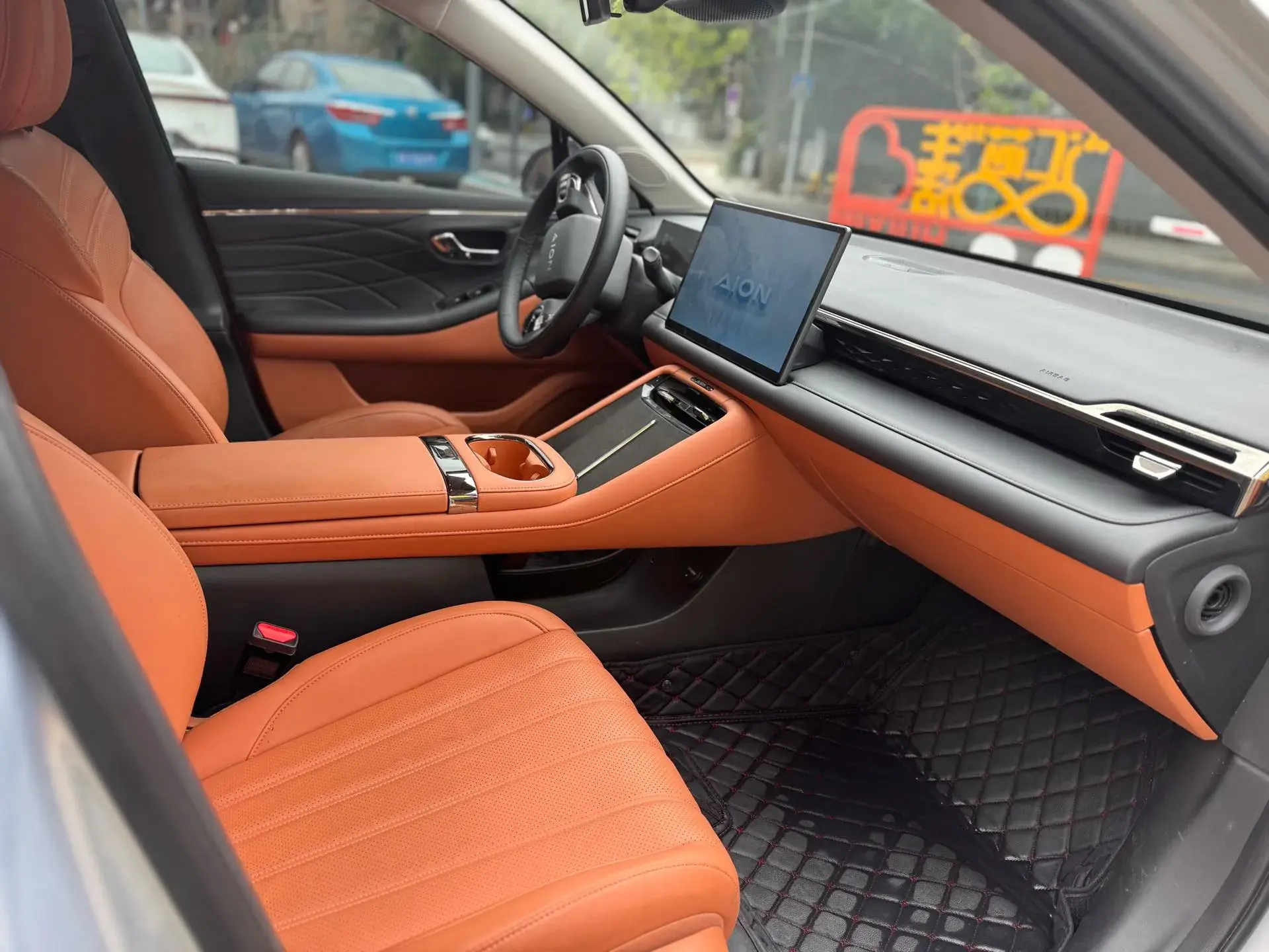 2025 AION AION thumbnail 4