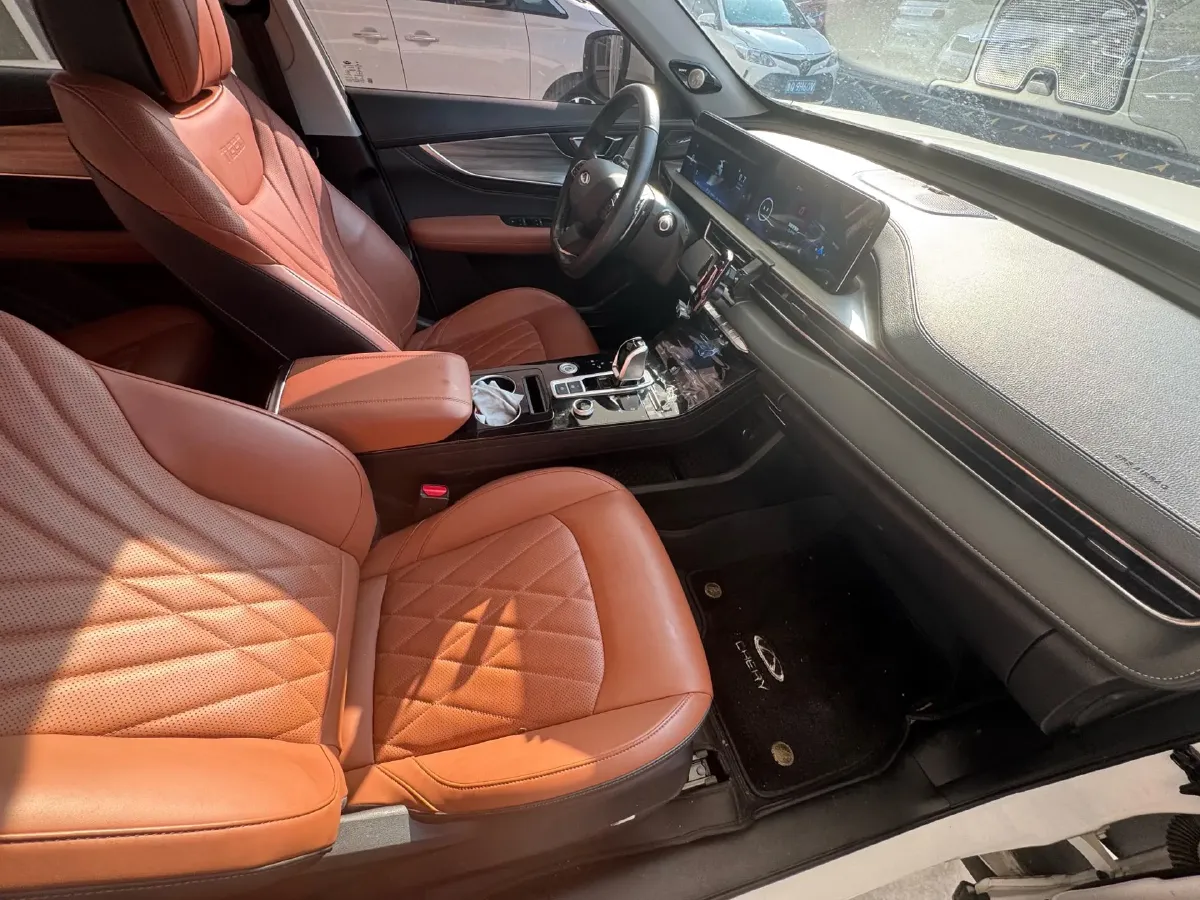 2022 Chery Tiggo 8 Plus 1.6T 197HP L4 7DCT,autocango,china used car exporter,china ev exporter,chinese used car exporter,chinese used ev exporter