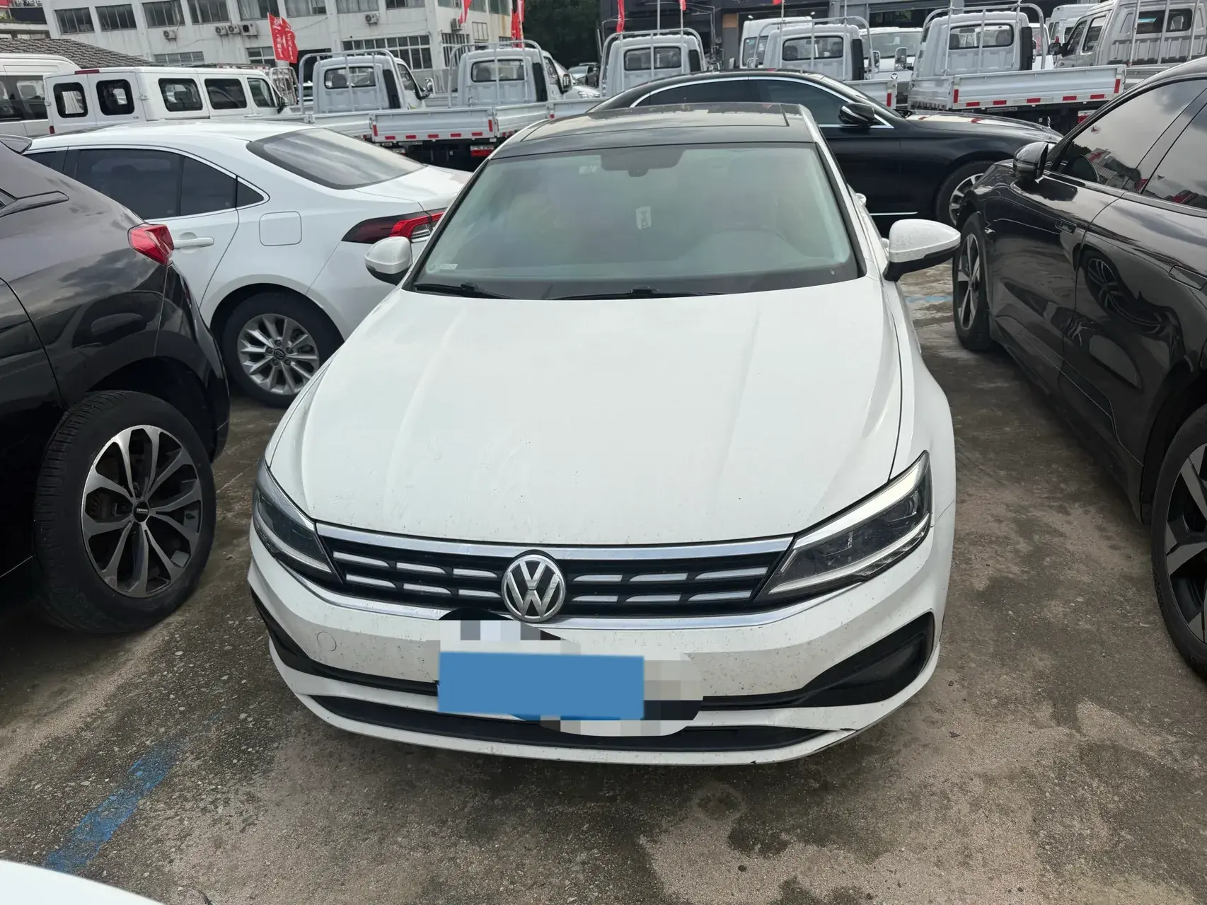2019 VOLKSWAGEN LAMANDO thumbnail 2
