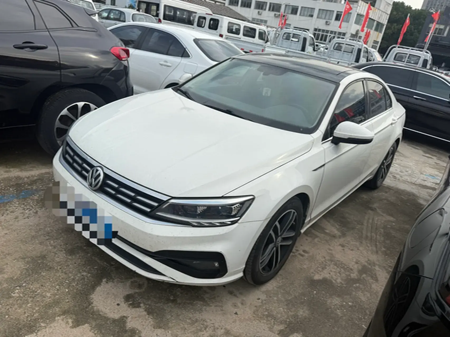 2019 VOLKSWAGEN LAMANDO view 1