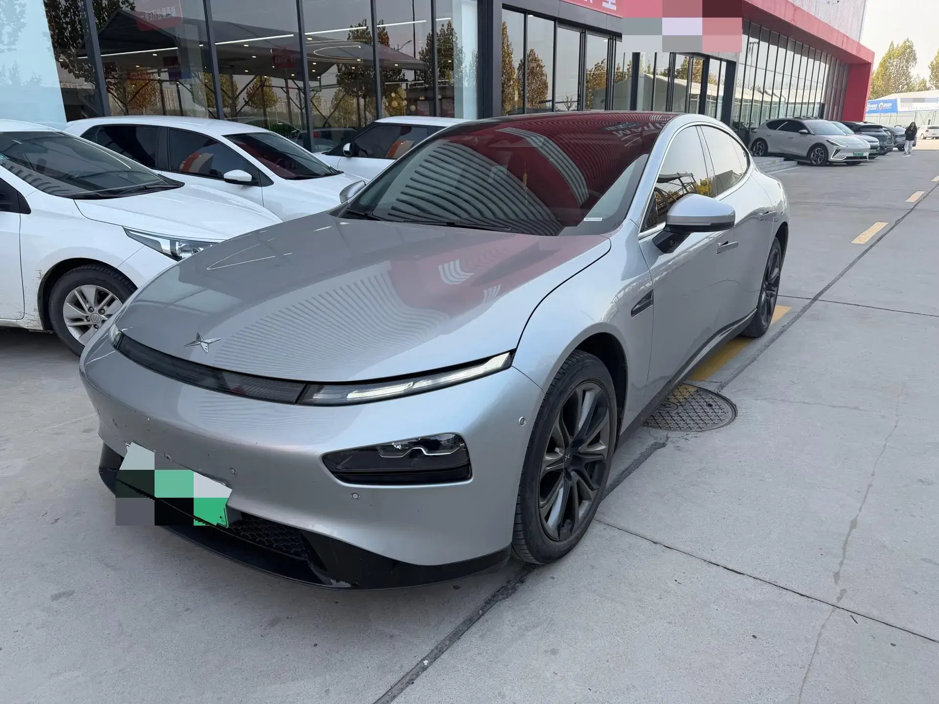 2022 XPENG P7 view 1