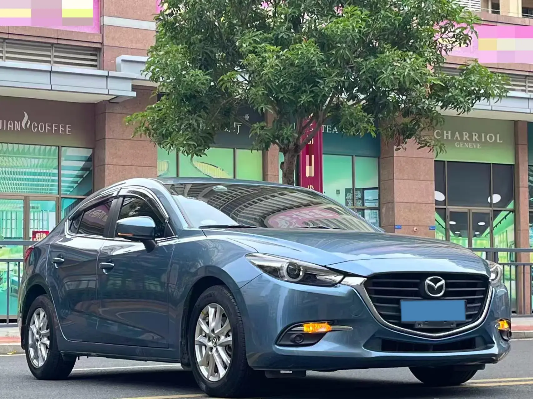 2017 MAZDA 3 thumbnail 3