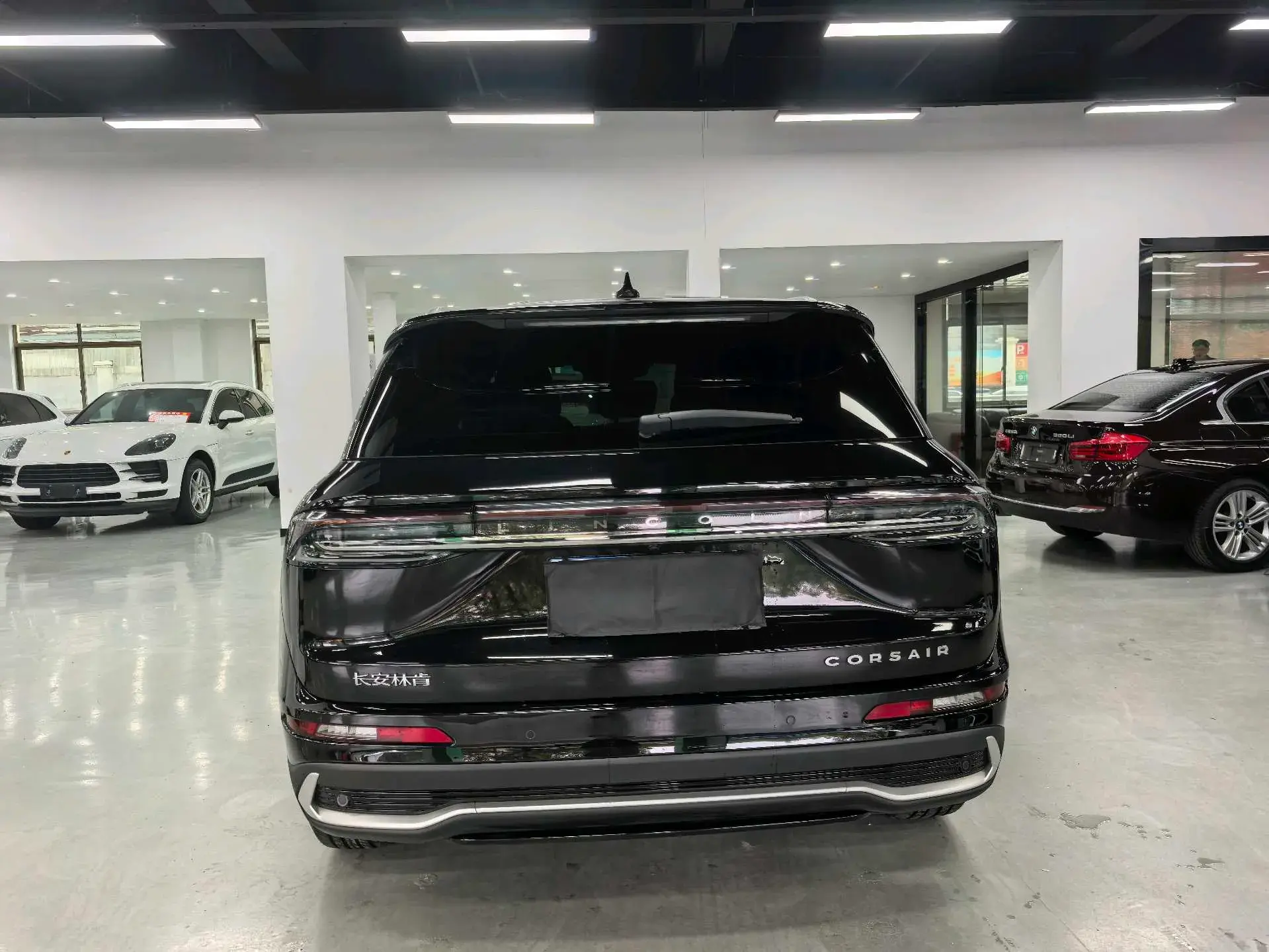 2023 LINCOLN CORSAIR thumbnail 4