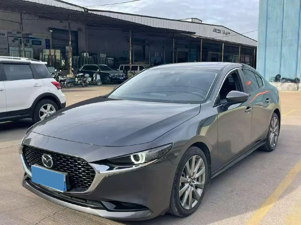 2023 Mazda 3 Axela 2.0L 158HP L4 6AT