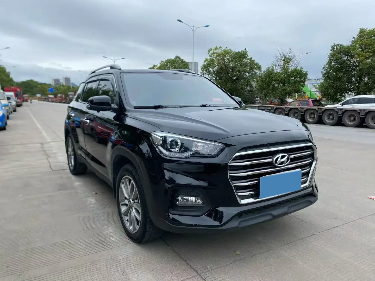 2018 HYUNDAI IX35 thumbnail 3