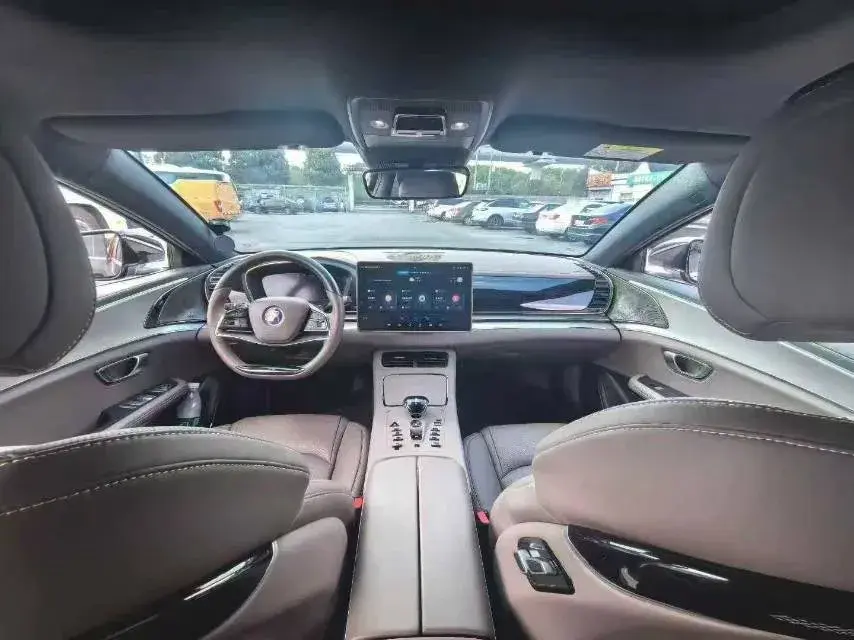 2020 BYD HAN thumbnail 4