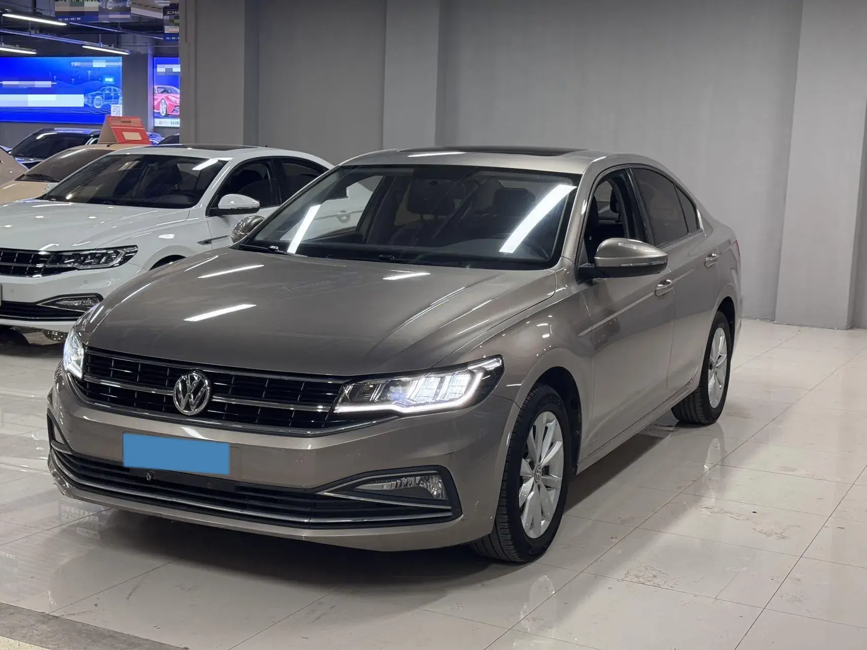 2019 VOLKSWAGEN BORA view 1
