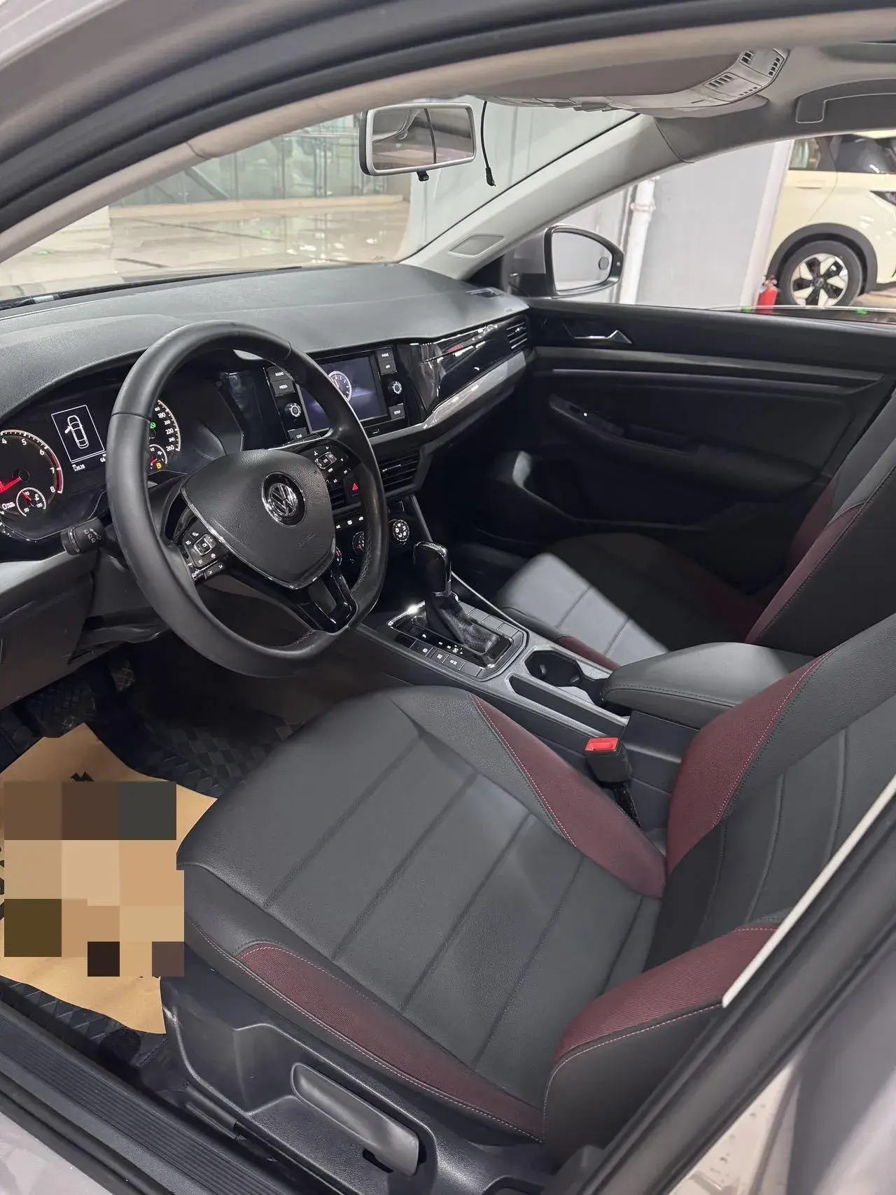 2019 VOLKSWAGEN BORA thumbnail 4