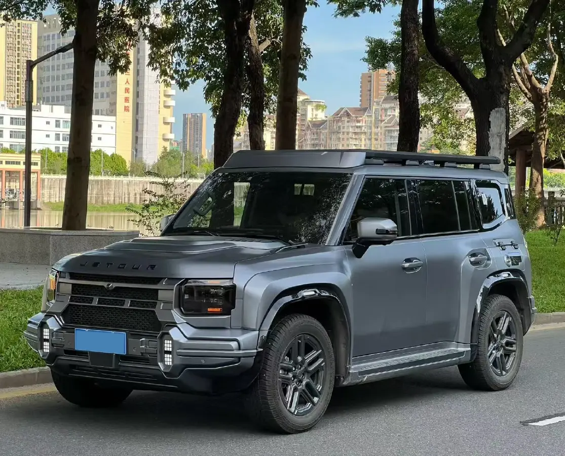 2025 Jetour Traveller 2.0T 254HP L4 7DCT