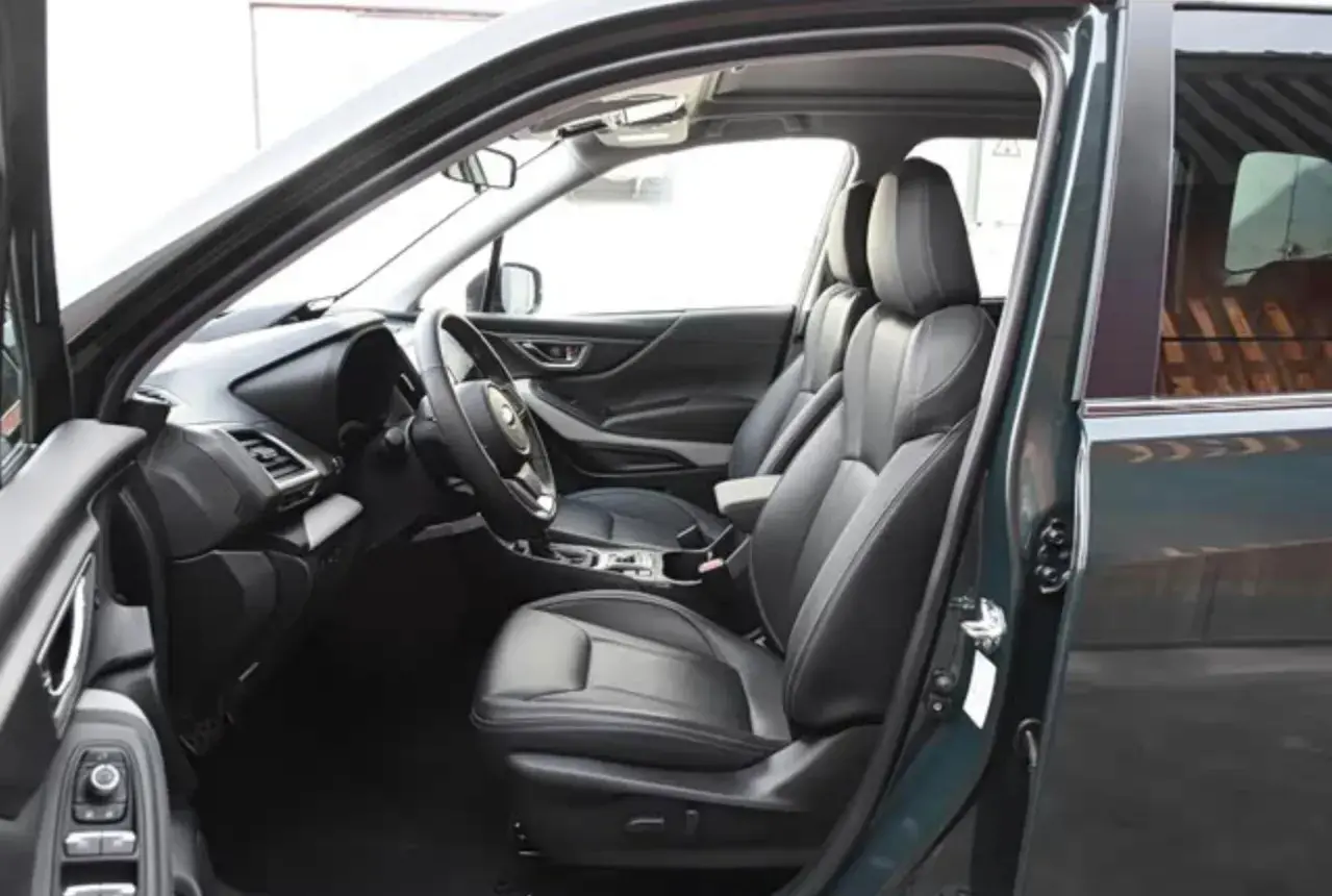 2021 SUBARU FORESTER thumbnail 4