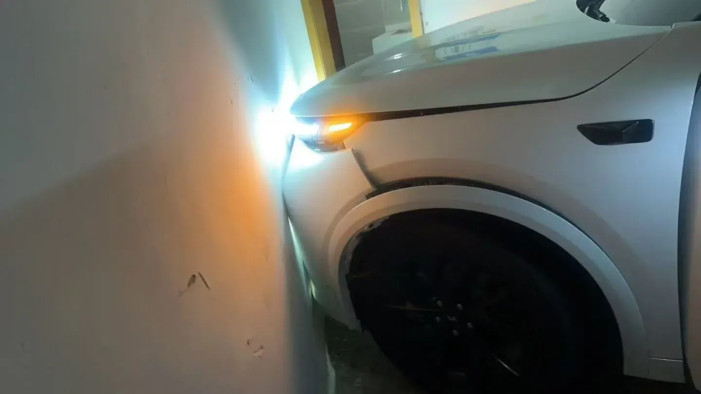 2023 LI L7 thumbnail 4