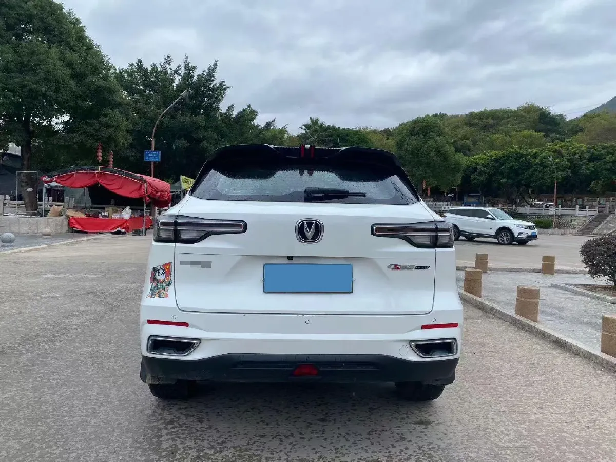 2022 ChangAn CS75 Plus 1.5T 178HP L4 6AT,autocango,china used car exporter,china ev exporter,chinese used car exporter,chinese used ev exporter