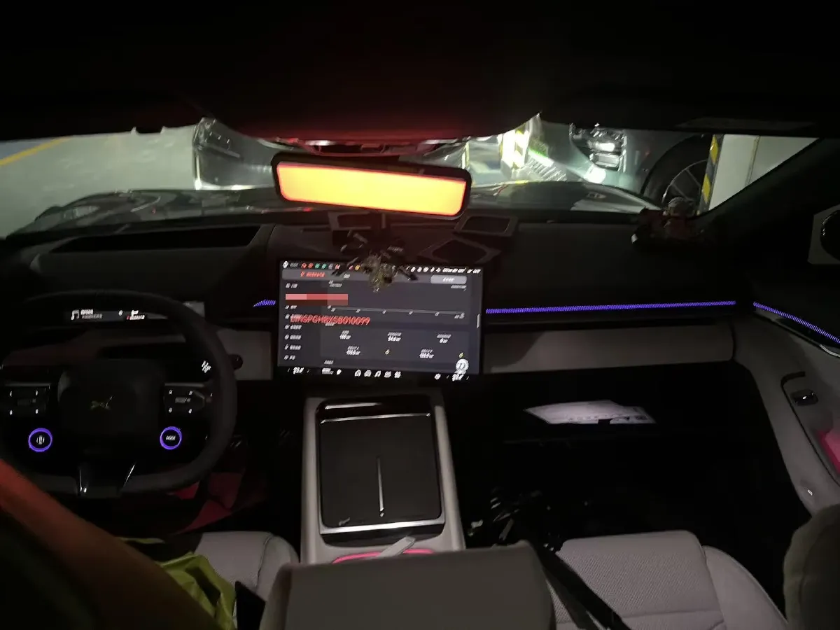 2025 Xpeng P7 BEV,autocango,china used car exporter,china ev exporter,chinese used car exporter,chinese used ev exporter