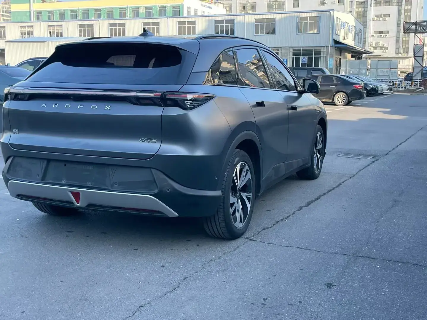 2025 ARCFOX ΑT5 thumbnail 4