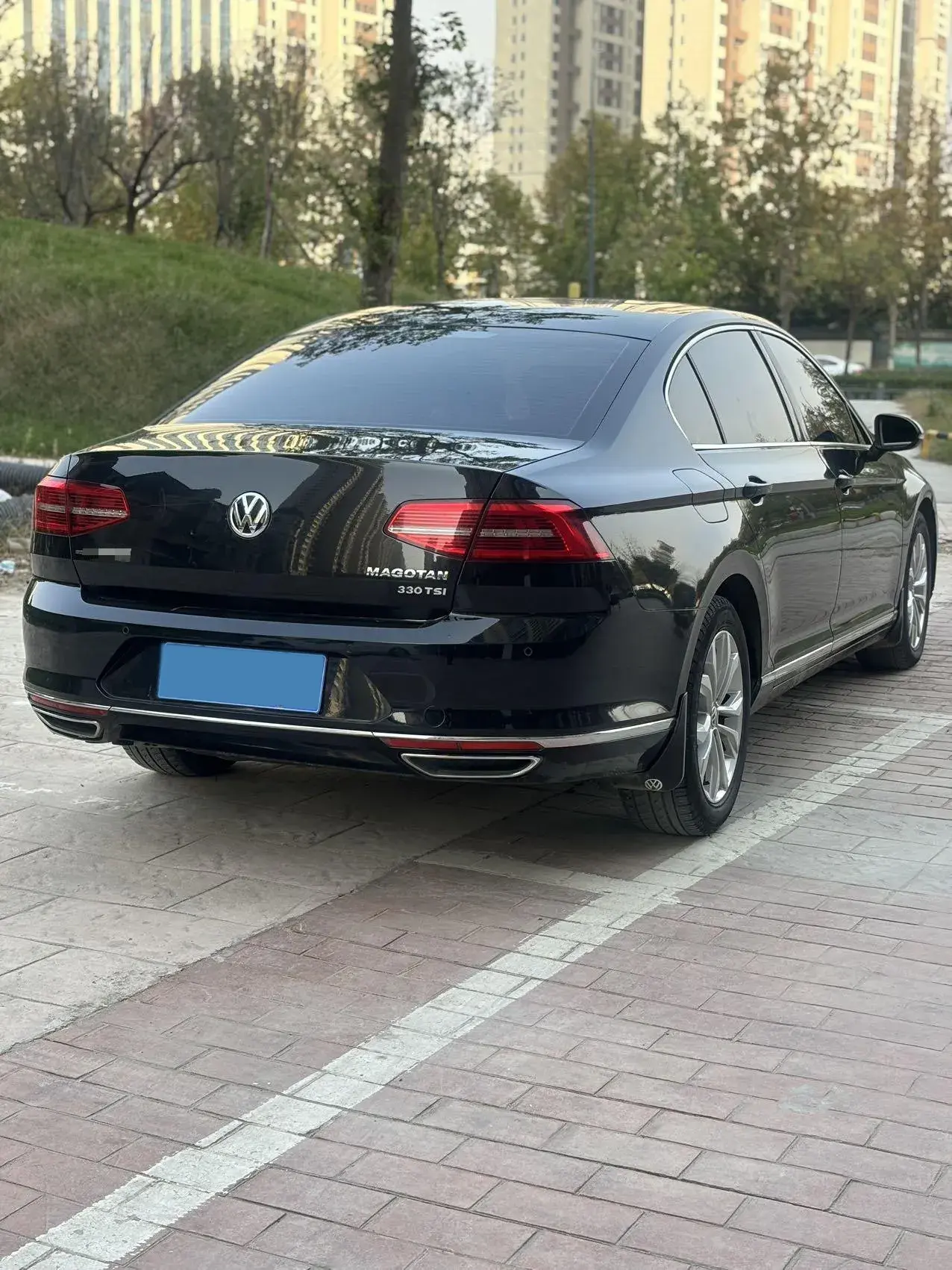 2018 VOLKSWAGEN MAGOTAN thumbnail 4