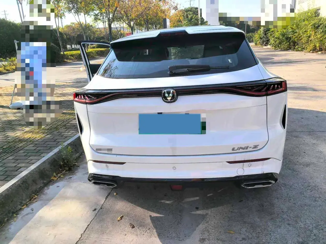 2024 CHANGAN UNI-Z thumbnail 2