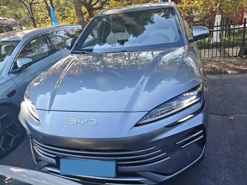 2025 BYD SONG thumbnail 2