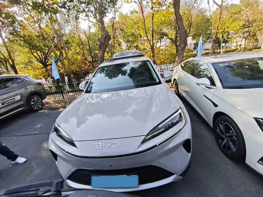 2025 BYD SEA thumbnail 2