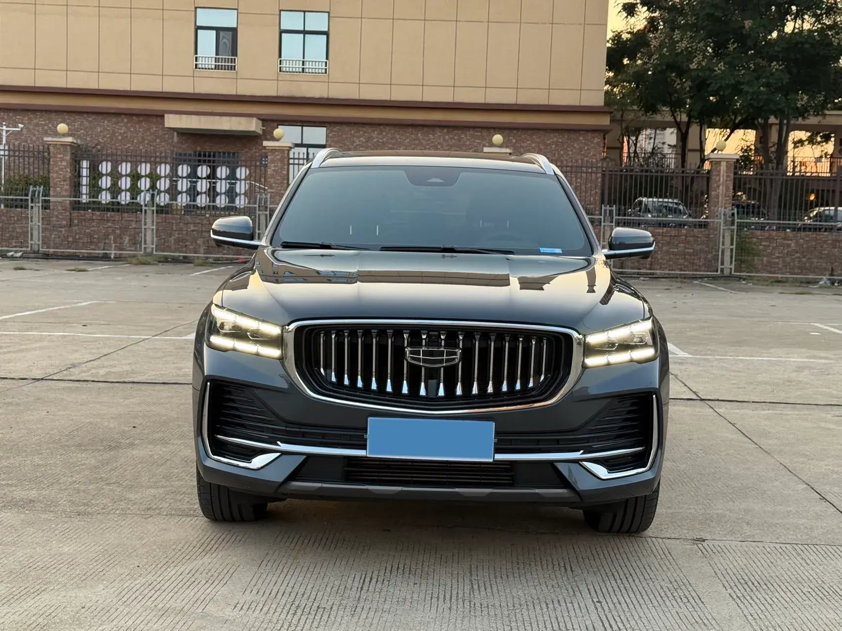 2024 GEELY MONJARO thumbnail 2