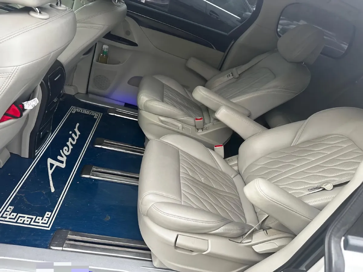 2021 Buick GL8 2.0T 237HP L4 9AT,autocango,china used car exporter,china ev exporter,chinese used car exporter,chinese used ev exporter