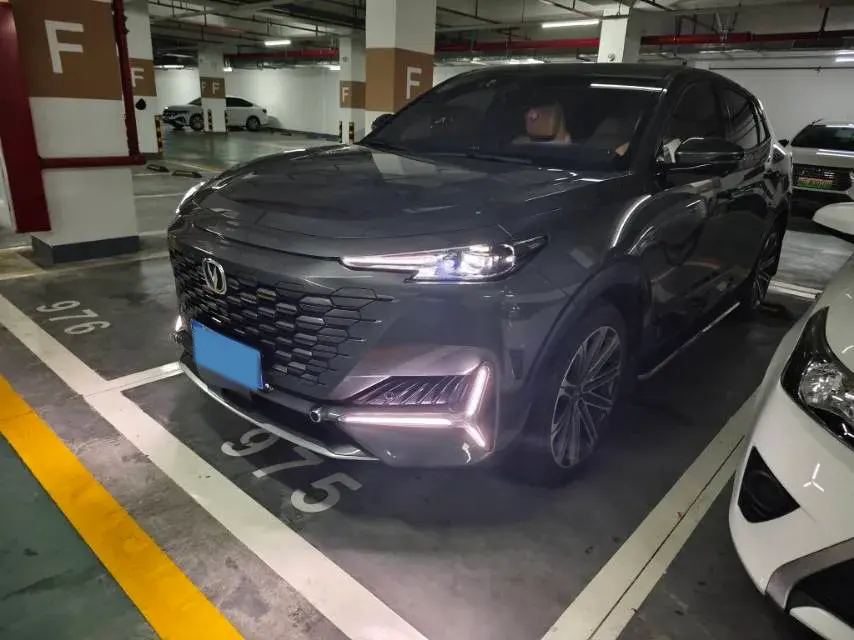 2021 ChangAn UNI-K 2.0T 233HP L4 8AT