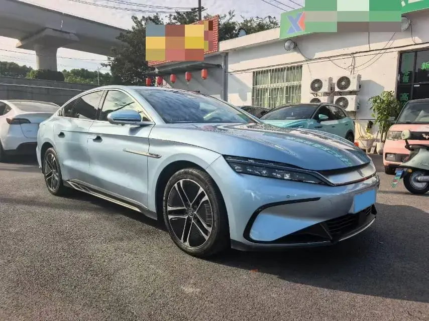 2023 BYD HAN thumbnail 3