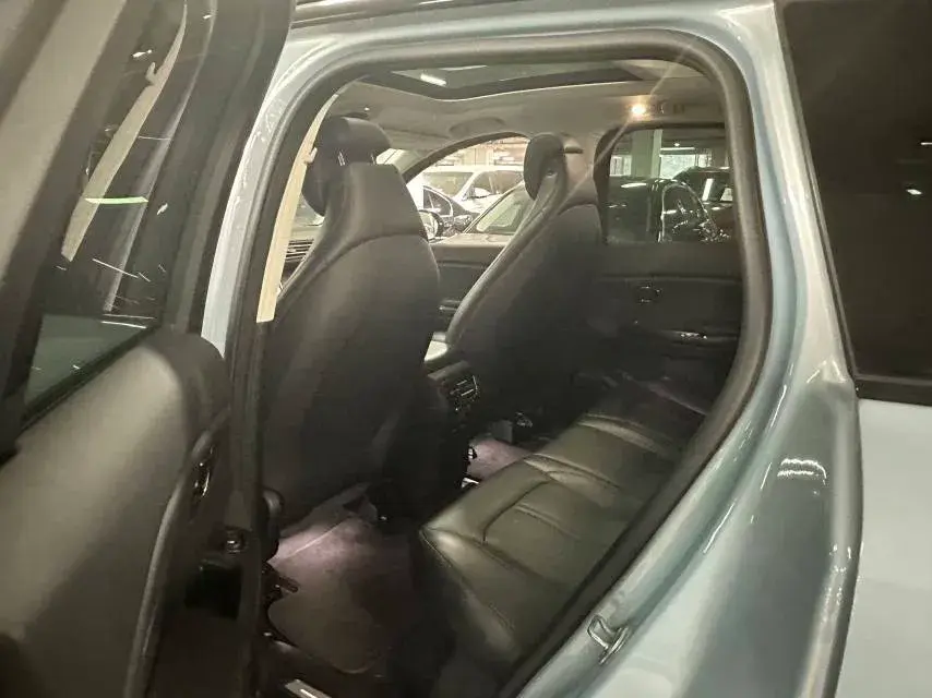 2020 NIO ES6 thumbnail 4