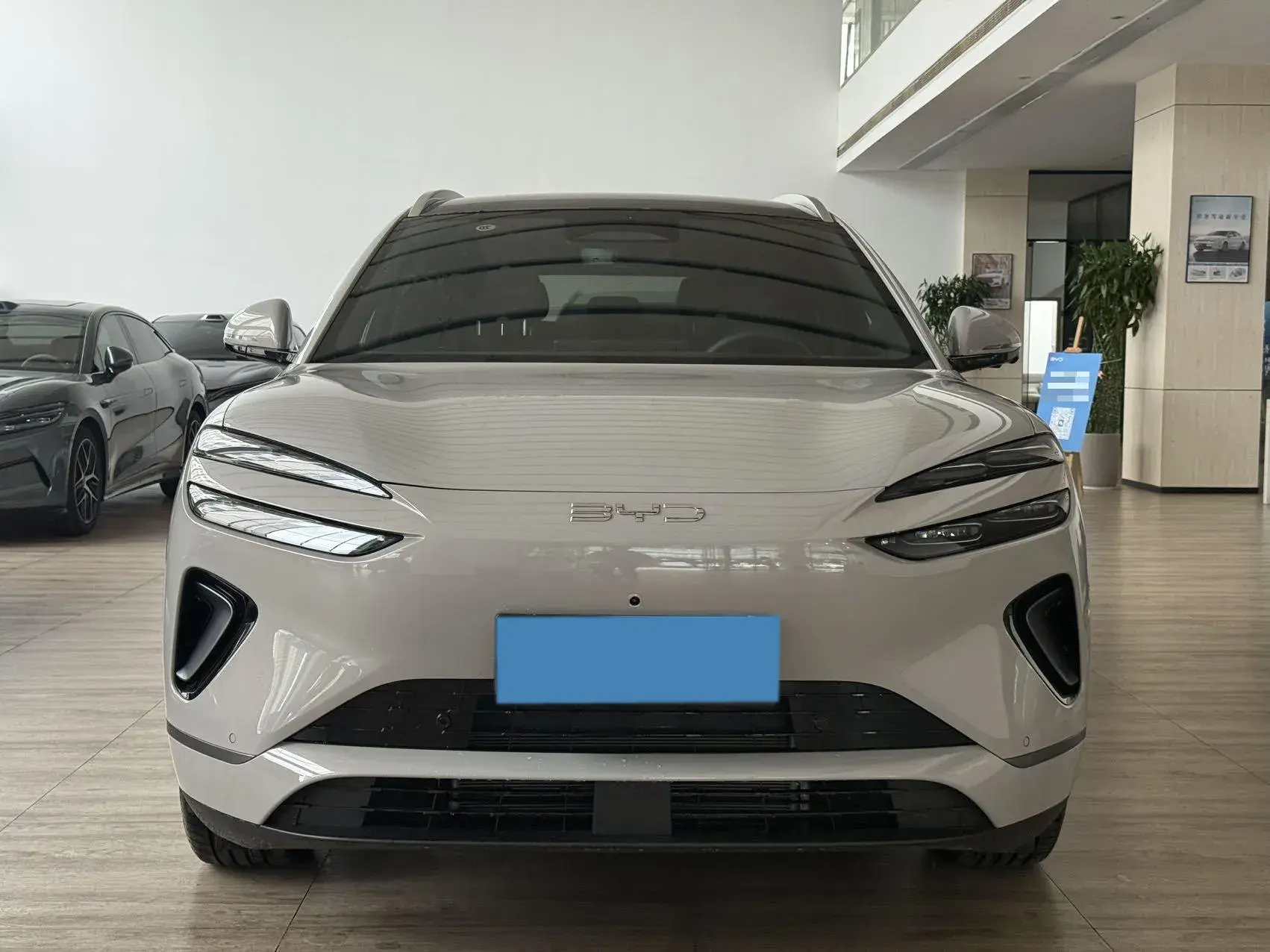 2025 BYD SEA thumbnail 2