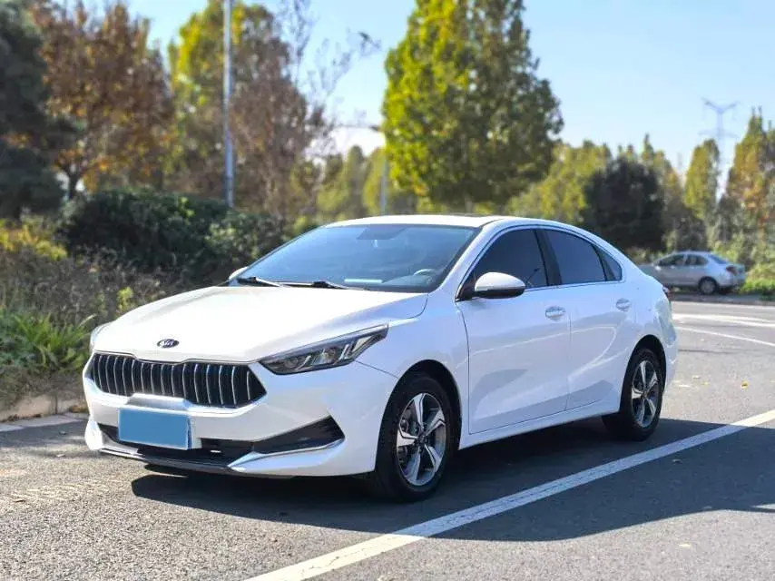 2020 KIA K3 view 1