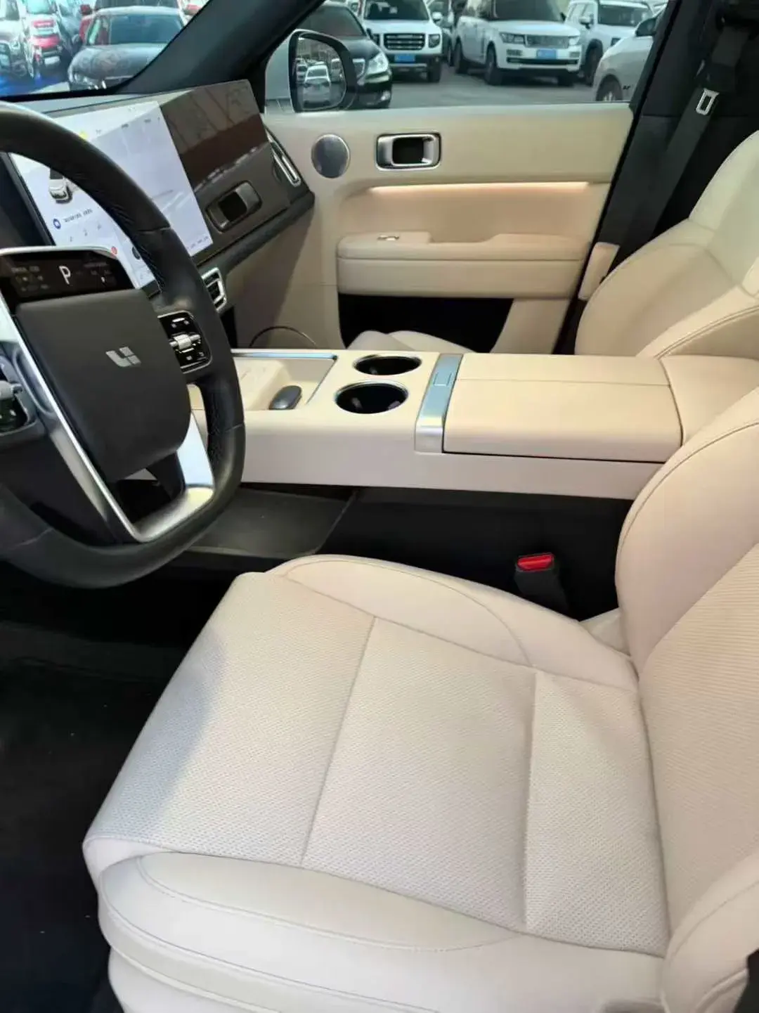 2024 LI L6 thumbnail 3