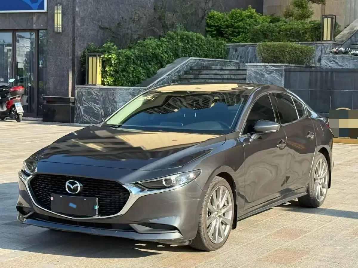 2020 Mazda 3 Axela 2.0L 158HP L4 6AT