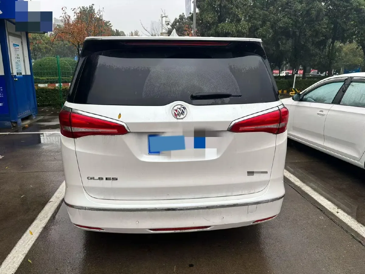 2018 Buick GL8 2.0T 260HP L4 6AT,autocango,china used car exporter,china ev exporter,chinese used car exporter,chinese used ev exporter