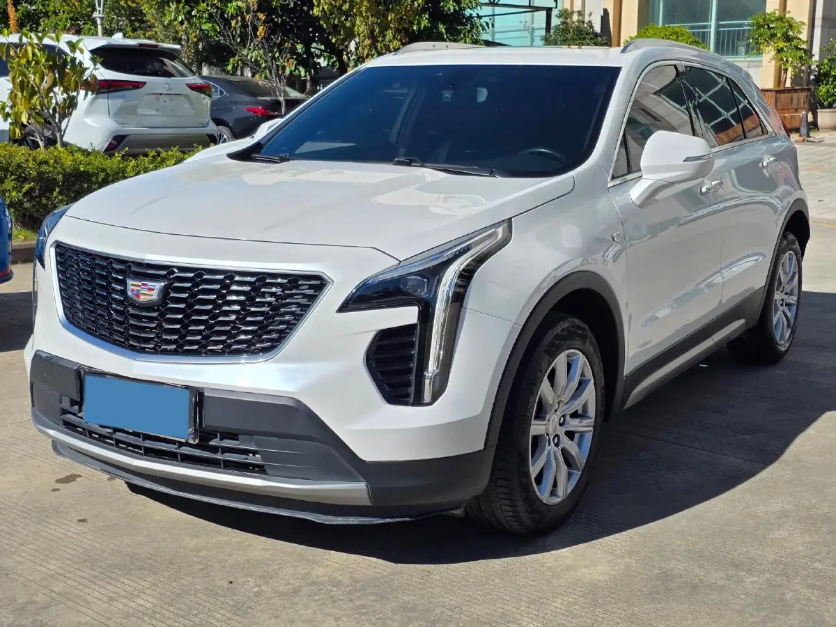 2021 Cadillac XT4 2.0T 237HP L4 9AT