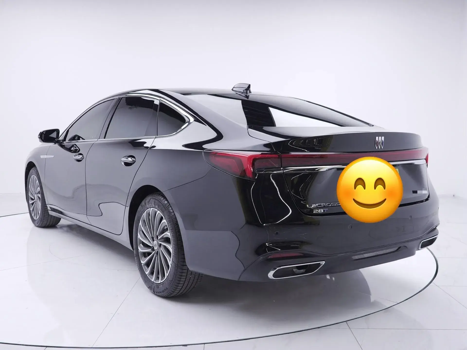 2023 BUICK LARCOSSE thumbnail 4