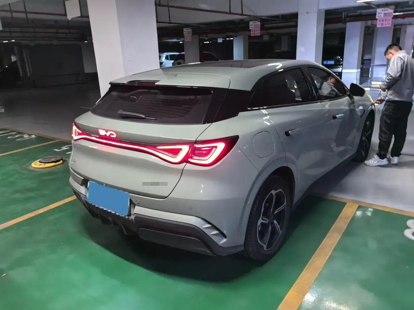 2025 BYD SEAL06GT thumbnail 3