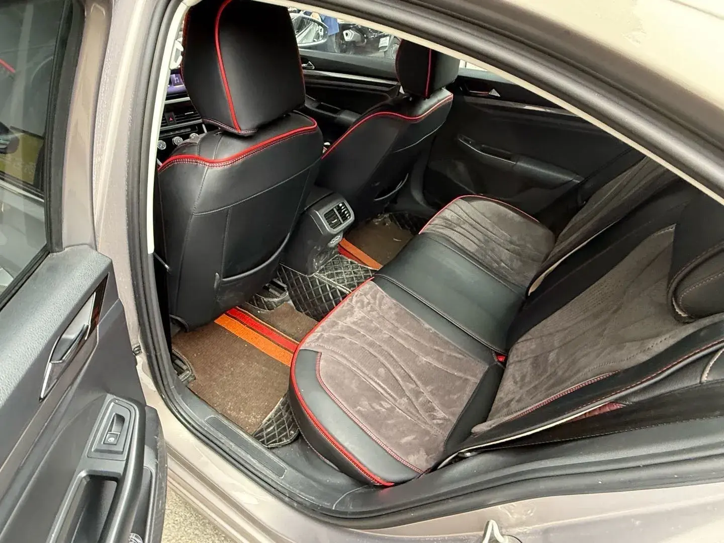 2021 VOLKSWAGEN BORA thumbnail 4