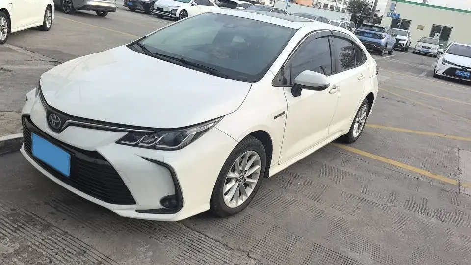 2022 Toyota Corolla 1.8L 98HP L4 E-CVT Hybrid