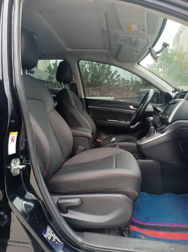 2018 Haval M6 1.5T 150HP L4 7DCT,autocango,china used car exporter,china ev exporter,chinese used car exporter,chinese used ev exporter