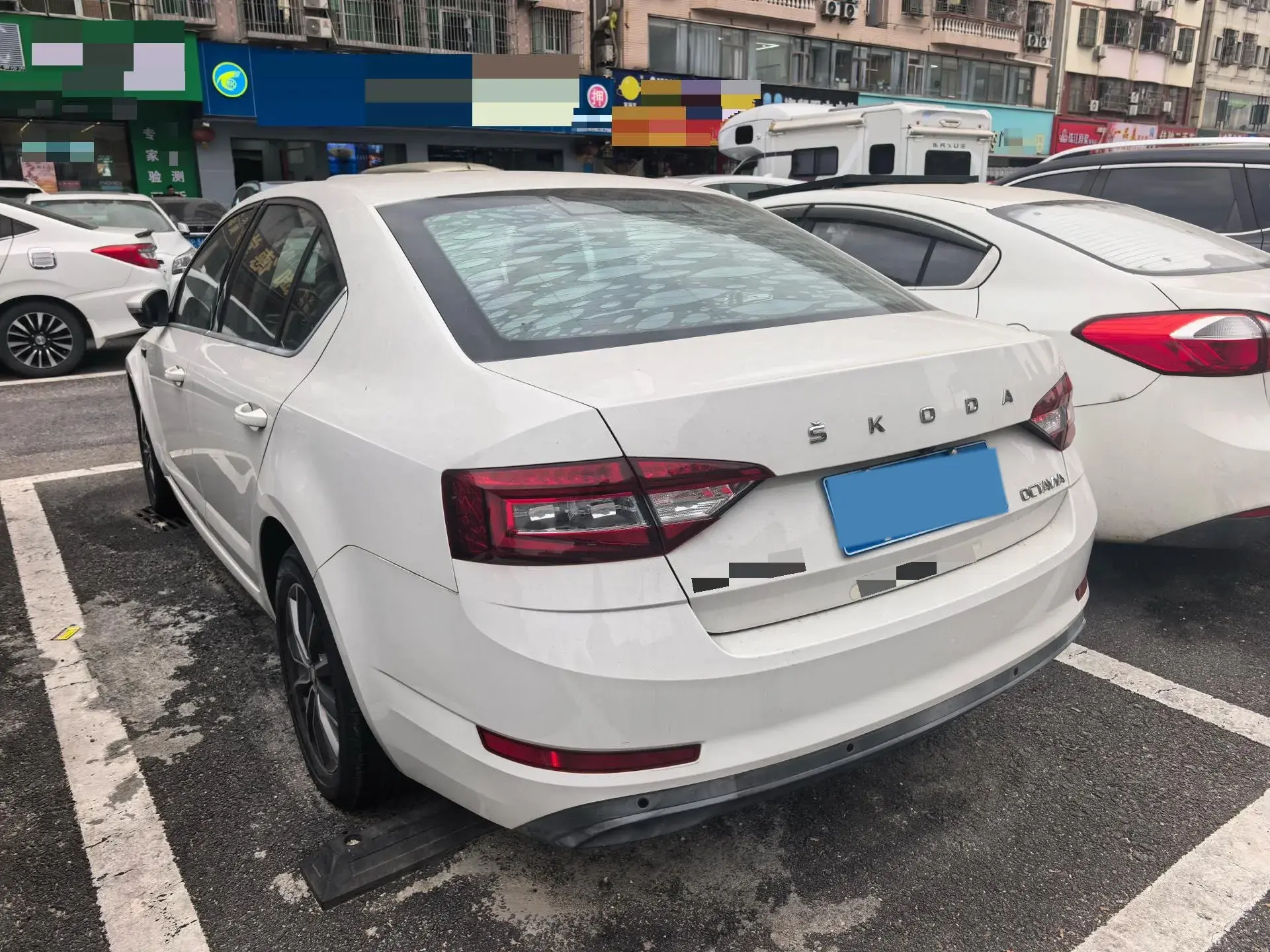 2020 SKODA OCTAVIA thumbnail 4