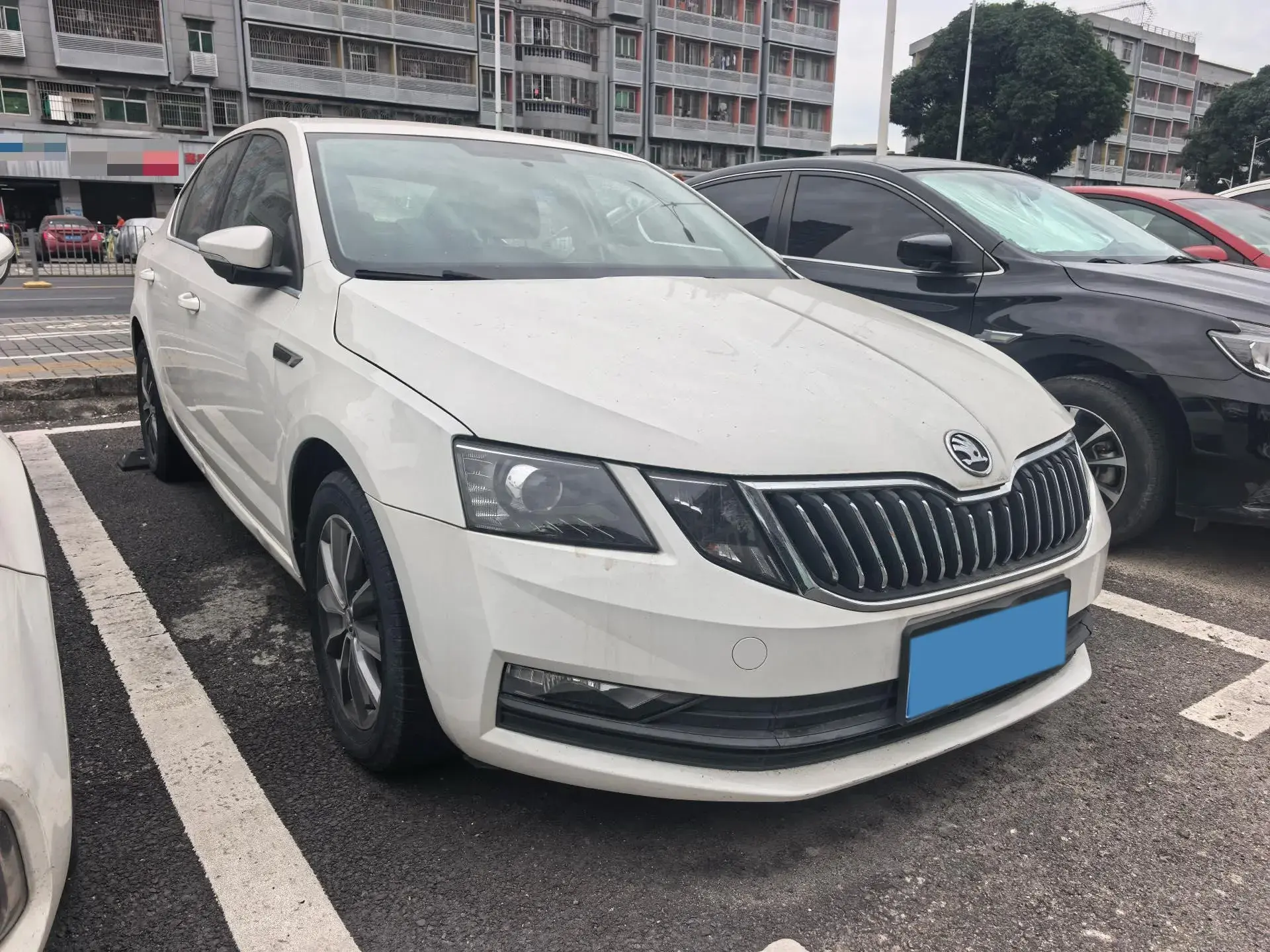 2020 SKODA OCTAVIA thumbnail 3