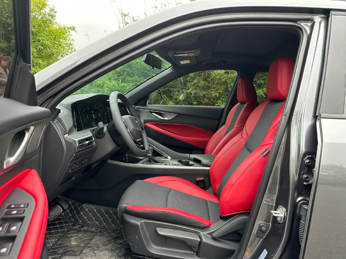 2023 ChangAn Eado 1.4T 160HP L4 7DCT,autocango,china used car exporter,china ev exporter,chinese used car exporter,chinese used ev exporter