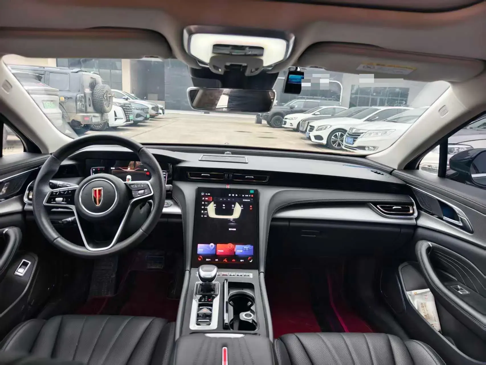 2023 HONGQI H5 thumbnail 3