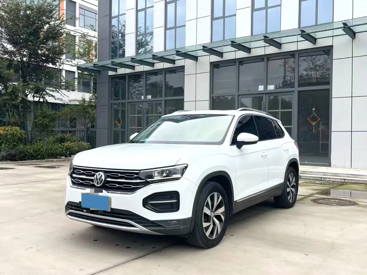 2019 VOLKSWAGEN TAYRON view 1