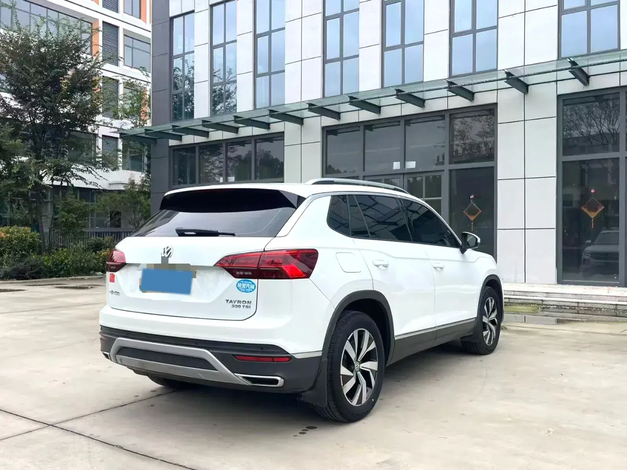 2019 VOLKSWAGEN TAYRON thumbnail 4