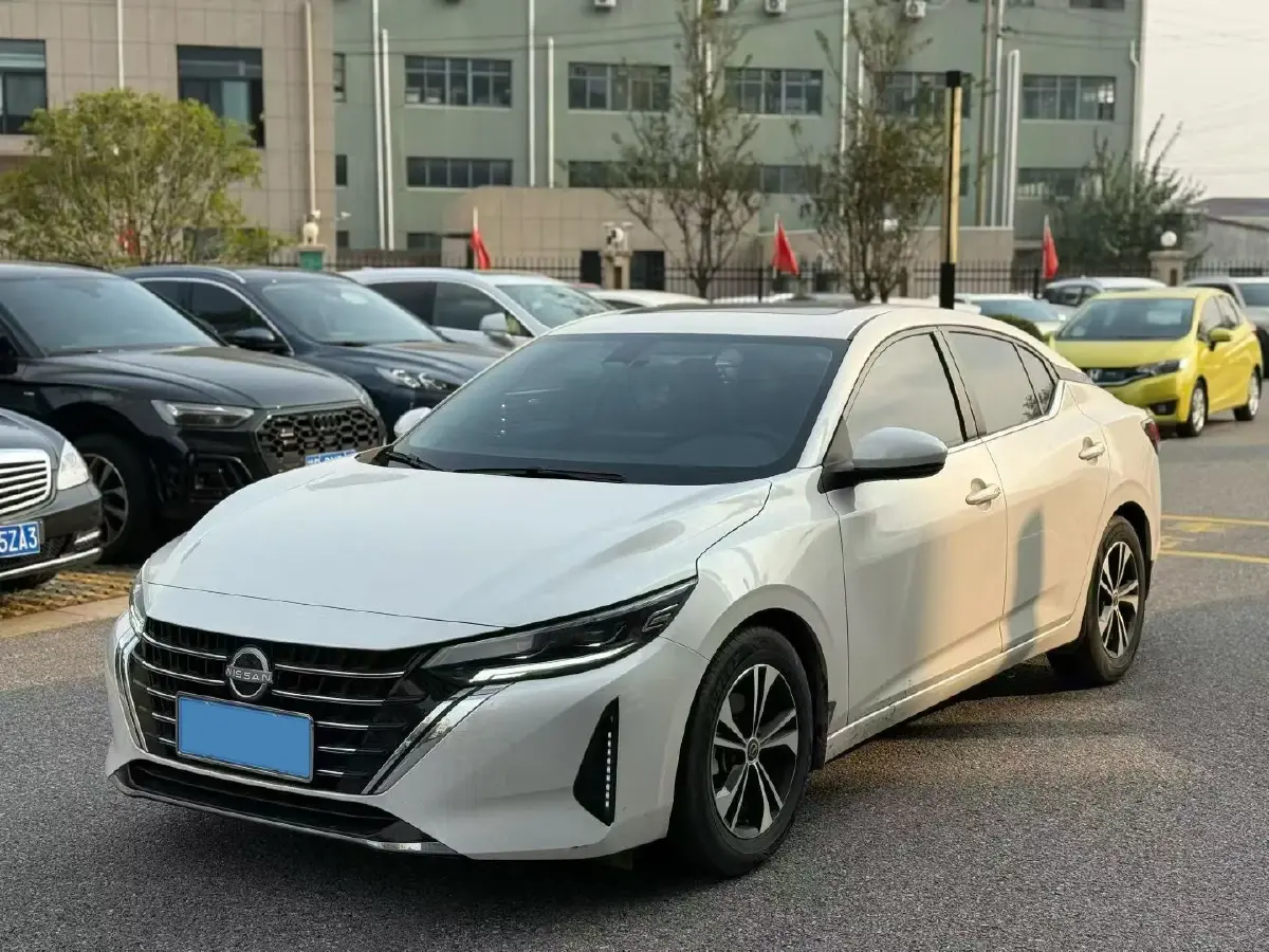 2023 Nissan Sylphy 1.6L 135HP L4 CVT