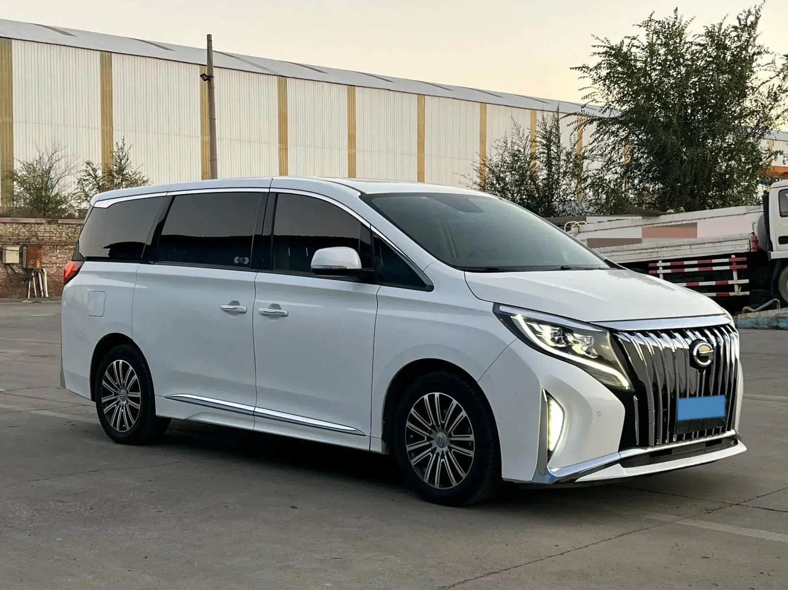 2021 GAC TRUMPCHI thumbnail 3