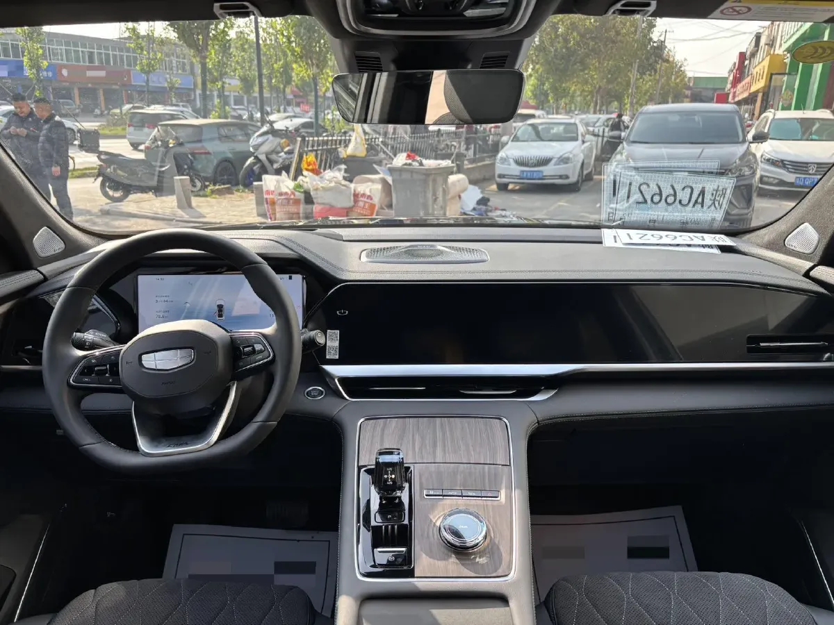 2025 Geely Monjaro 2.0T 238HP L4 8AT,autocango,china used car exporter,china ev exporter,chinese used car exporter,chinese used ev exporter